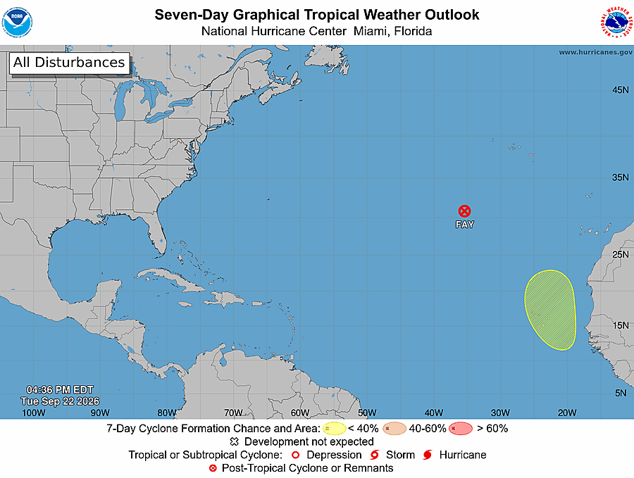 Tropical storm Fay is getting weaker Image